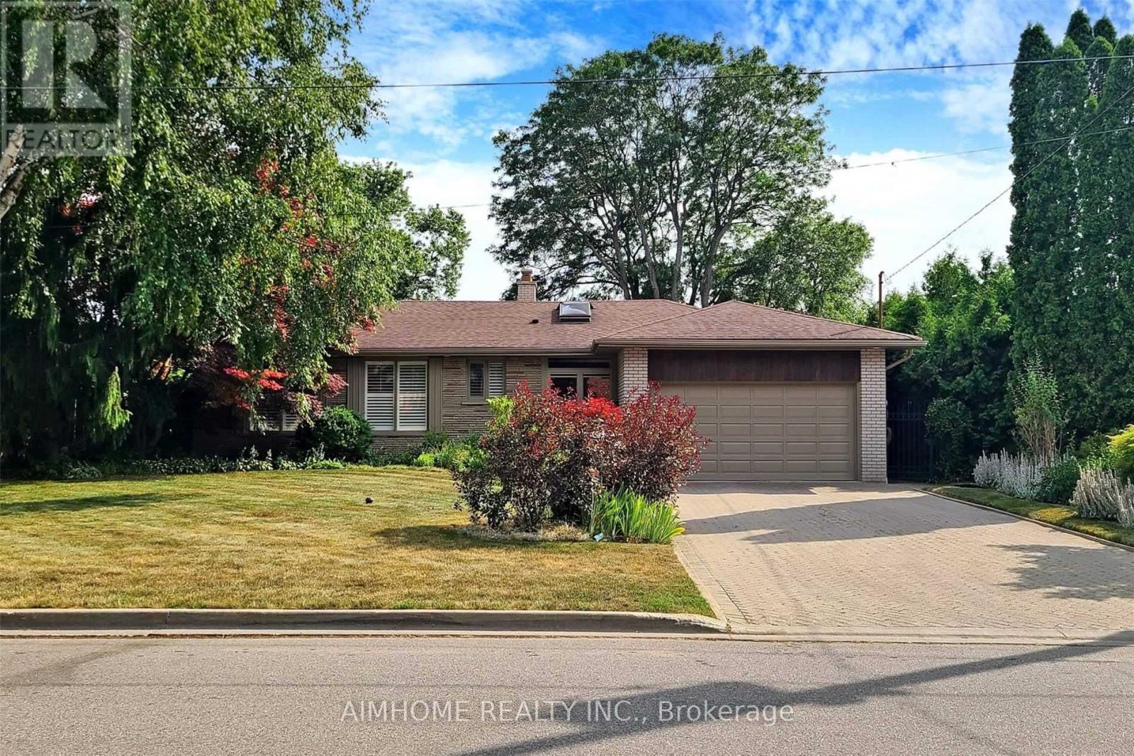 Photo of 103 Alamosa Drive