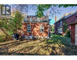 194 Delaware Avenue, Hamilton, ON L8M1W1 Photo 8