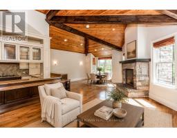 Kitchen - 320 Chalk Lake Road, Scugog, ON L9L2B7 Photo 10