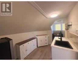 Upper - 137 Rosehill Boulevard, Oshawa, ON L1J5G8 Photo 9