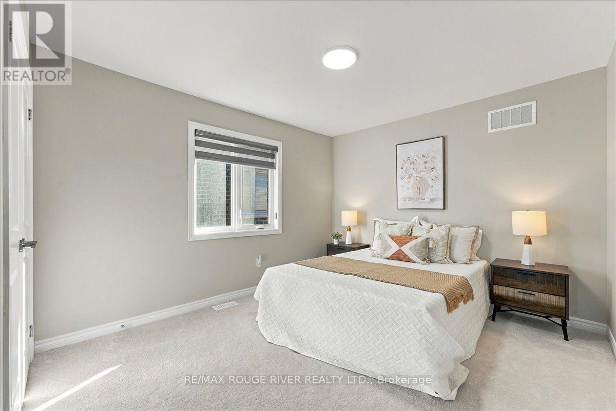 520 Coronation Road, Whitby, ON photo 31