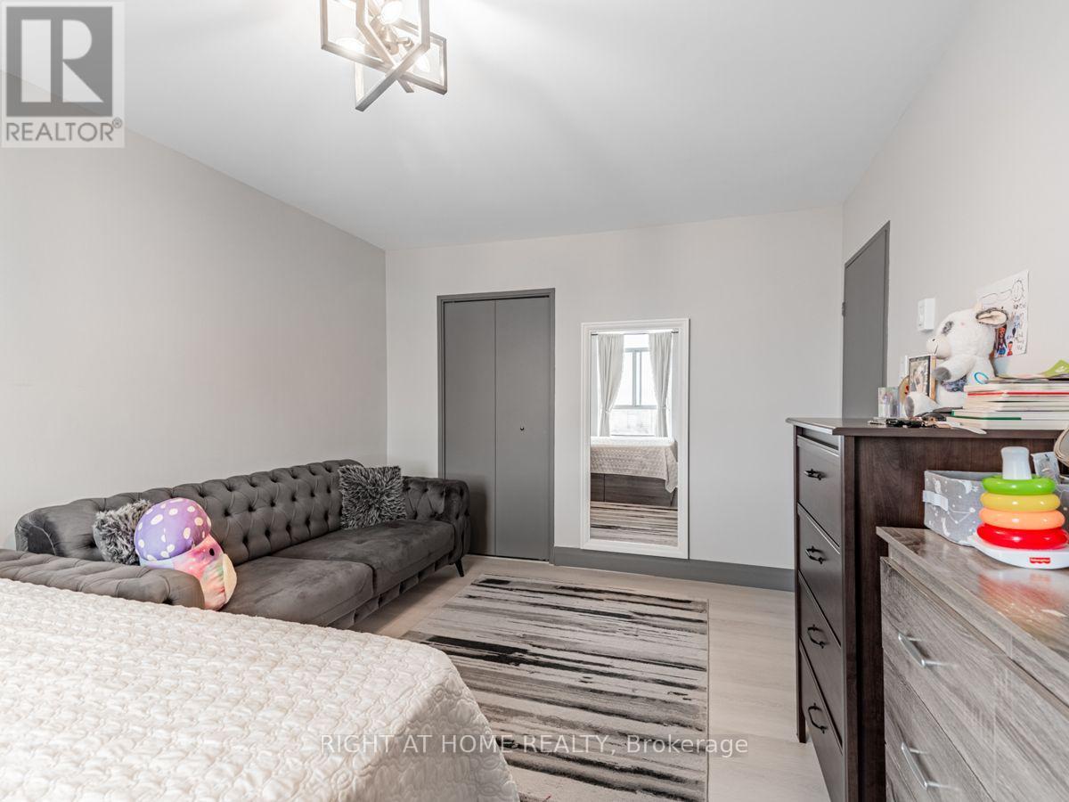 1206- 2550 Pharmacy Avenue, Toronto, ON photo 14
