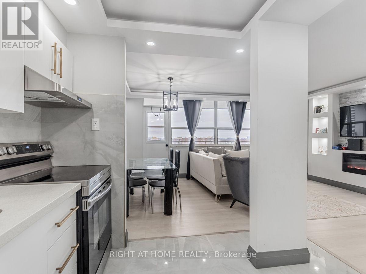 1206- 2550 Pharmacy Avenue, Toronto, ON photo 18
