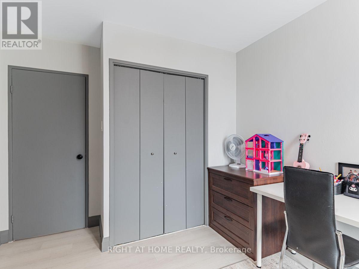 1206- 2550 Pharmacy Avenue, Toronto, ON photo 9