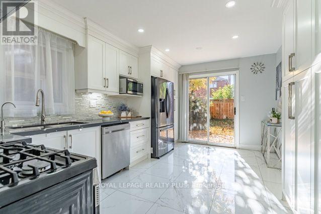 3446 Bertrand Drive, Mississauga, ON photo 14