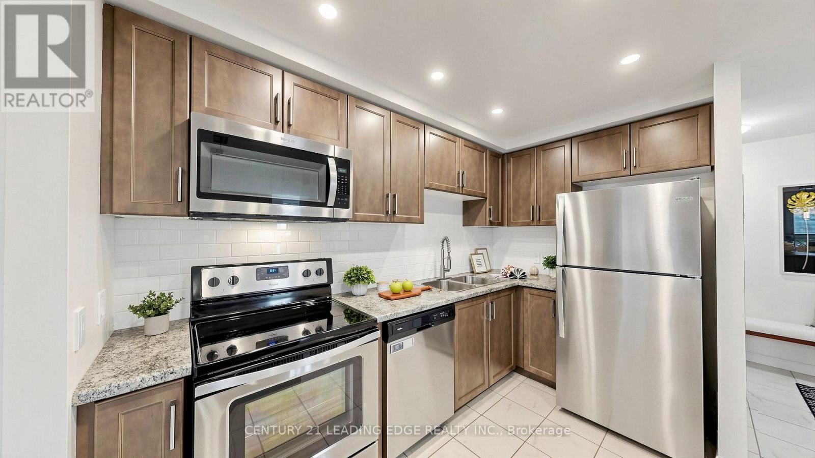 102- 620 Sauve Street, Milton, ON photo 21