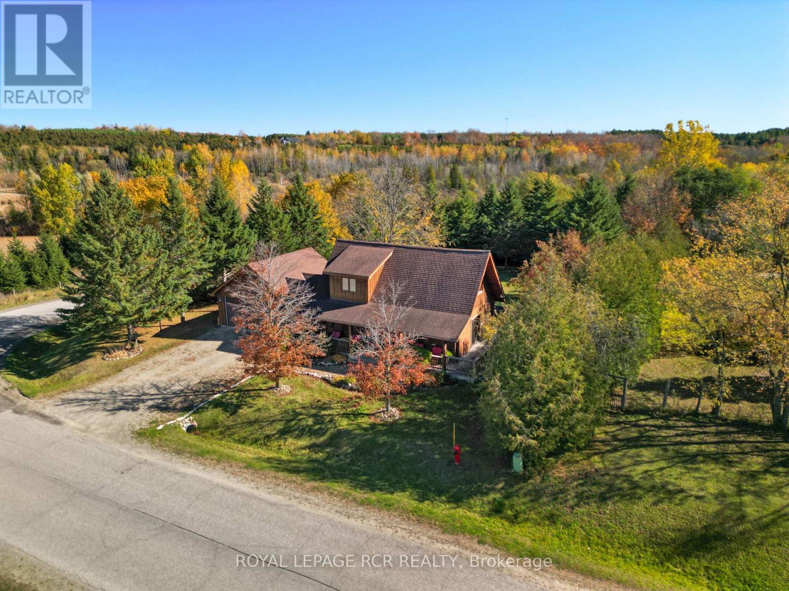32 Barbour Drive, Erin, ON photo 1
