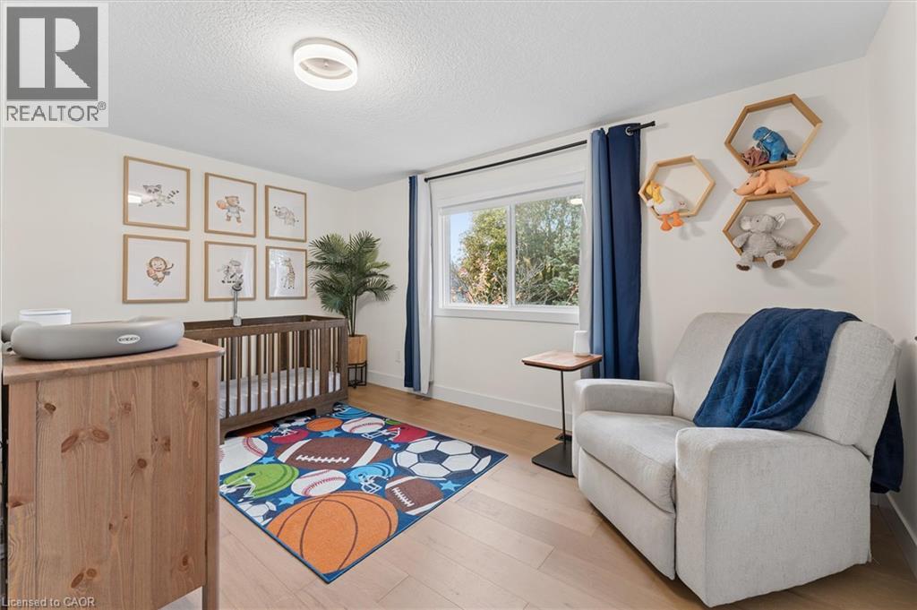 128 SUNPOINT Crescent - 26
