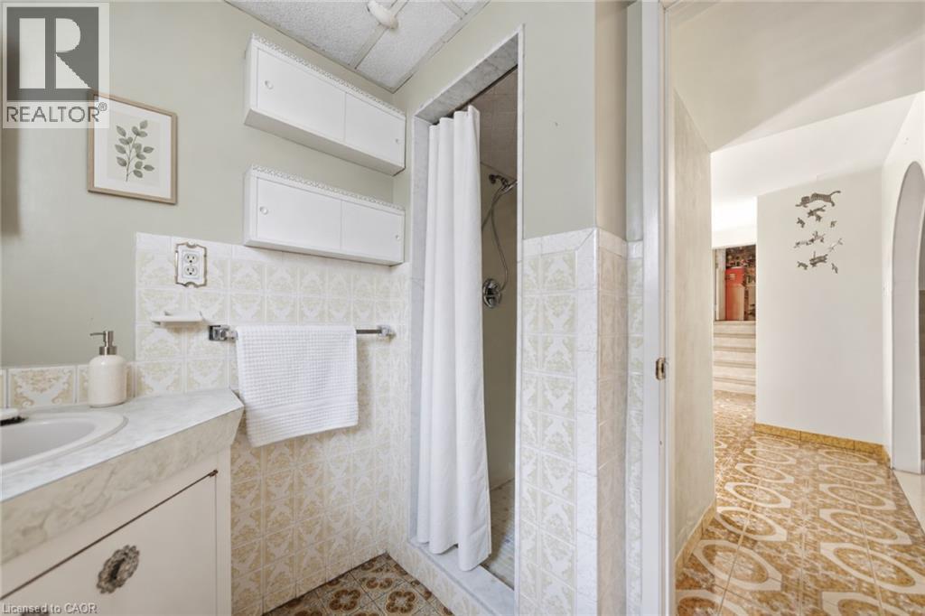 31 BENDINGROAD Crescent - 16