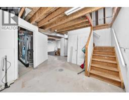 222 Royal Crest Place Nw, Calgary, AB T3G4M9 Photo 36