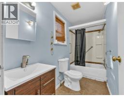 920 Mersea Rd 6, Leamington, ON N8H3V6 Photo 12