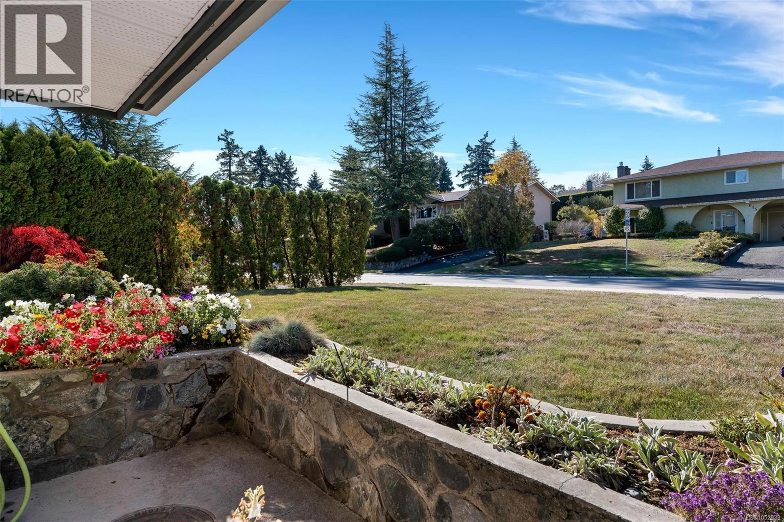 610 Vanalman Ave - 38