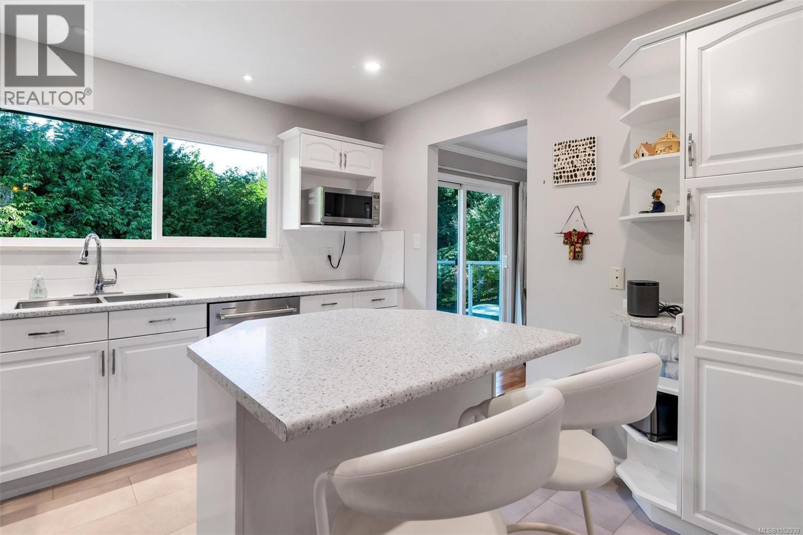 610 Vanalman Ave - 9