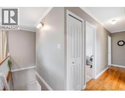 610 Vanalman Ave, Saanich, BC V8Z6A6 Photo 16