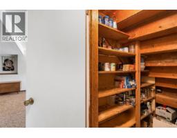 610 Vanalman Ave, Saanich, BC V8Z6A6 Photo 29