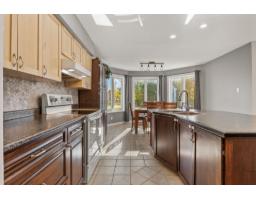 Family room - 17 Rue Lafrance, Mansfield Et Pontefract, QC J0X1R0 Photo 9