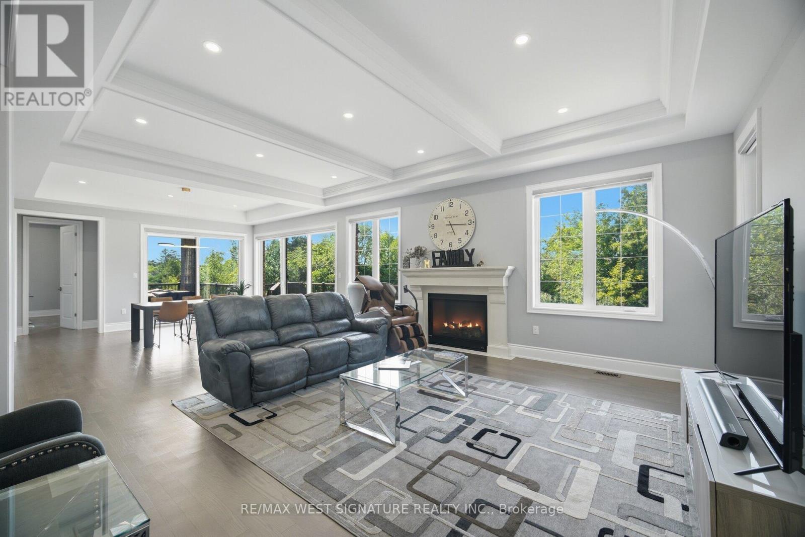56 Sir Henry Court, King, ON photo 14