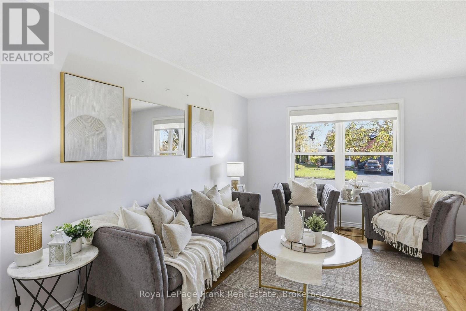 1544 Glenforest Crescent, Peterborough, ON photo 5