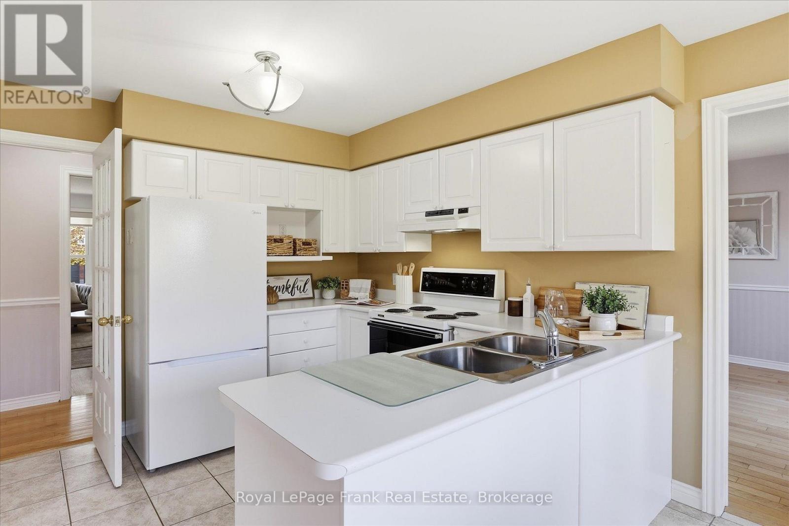 1544 Glenforest Crescent, Peterborough, ON photo 9