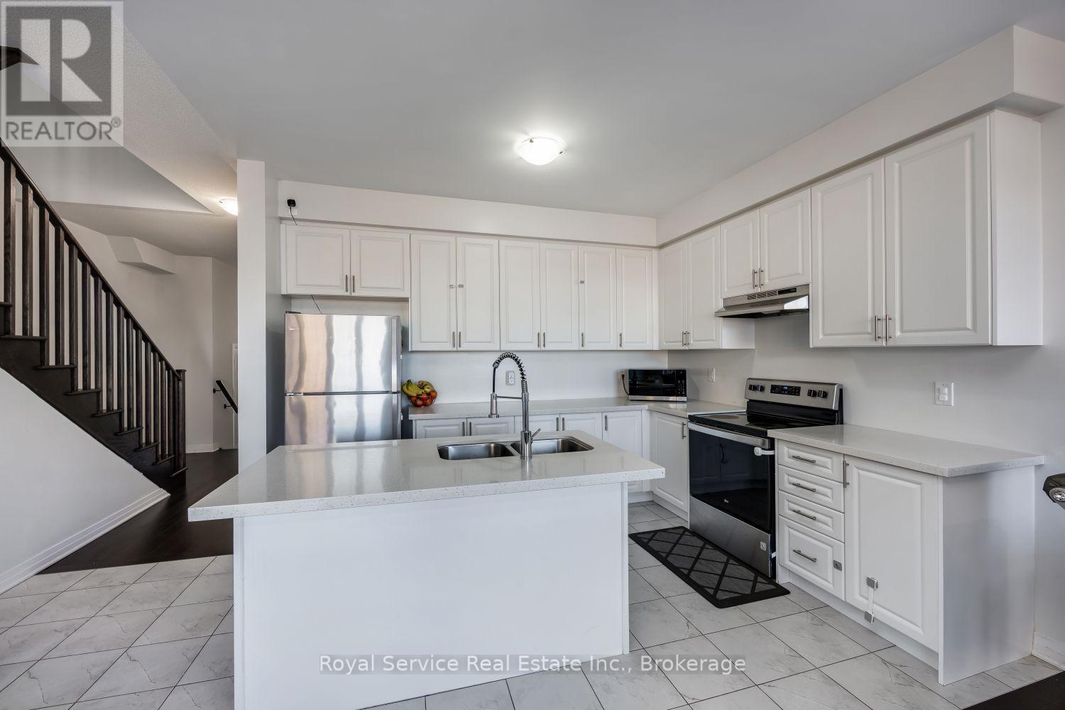 3 Horizon Avenue, Cavan Monaghan, ON photo 10