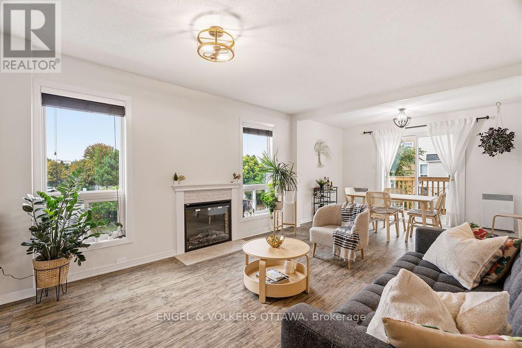 Commercial Properties for Sale in Ottawa – 8 – 260 FENERTY COURT – By Peter Sagos - Image 14