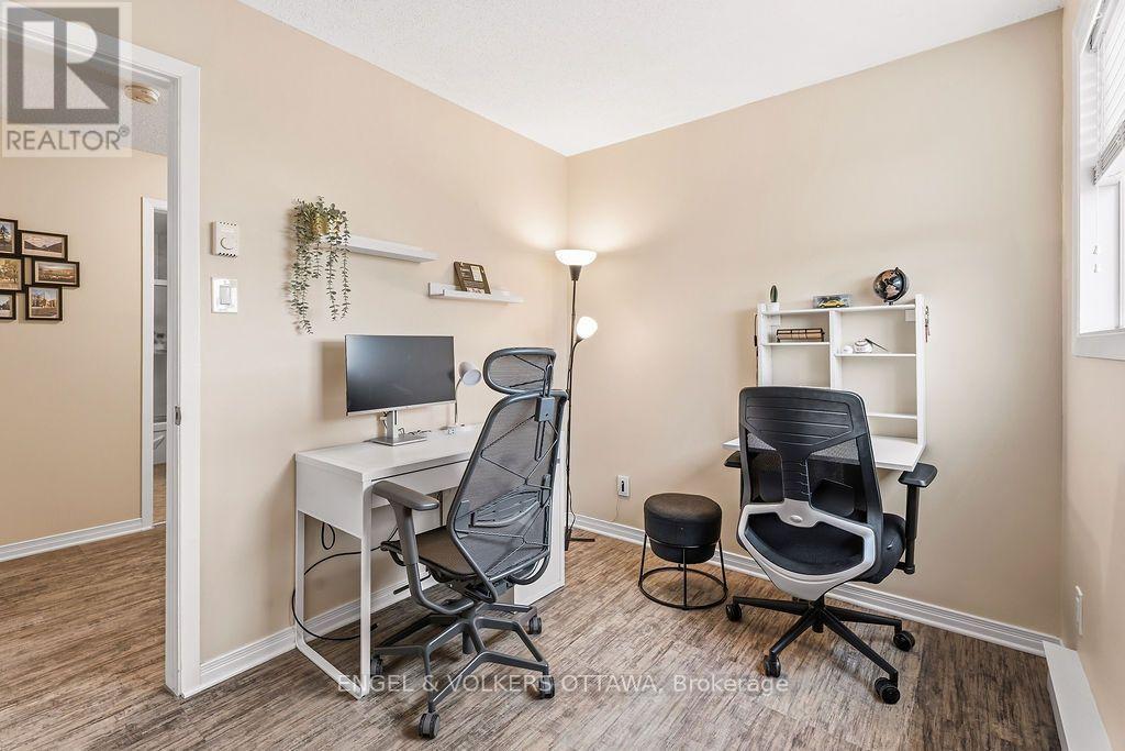 Commercial Properties for Sale in Ottawa – 8 – 260 FENERTY COURT – By Peter Sagos - Image 31
