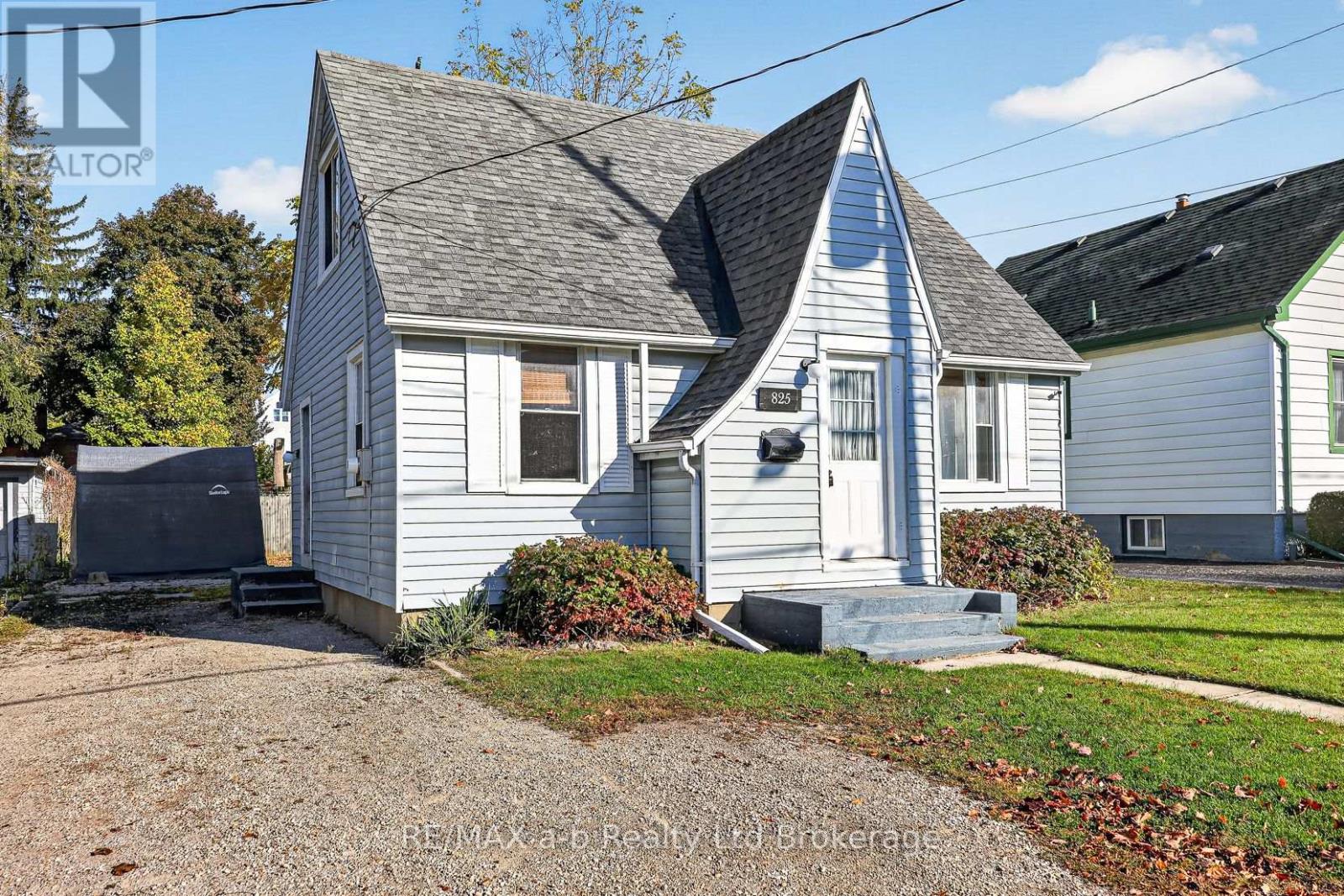 825 JAMES STREET - 2