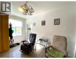 7 Lajoie Street, photo 3