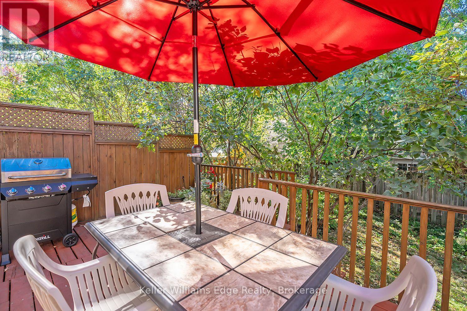 46 SUNNYCROFT COURT W - 50