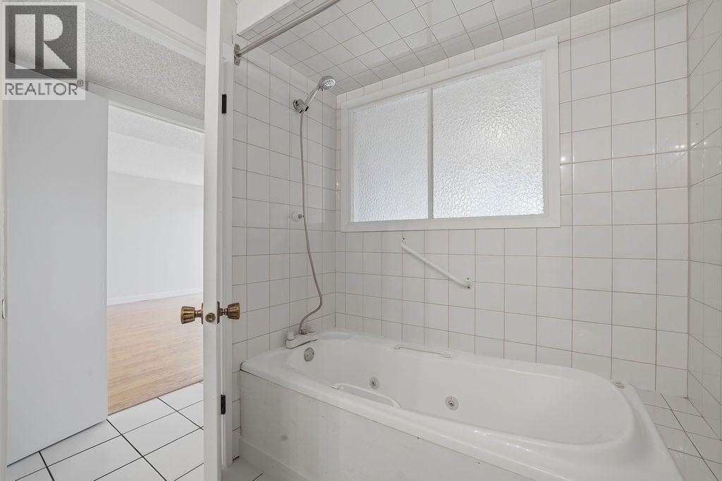 88 Woodfield Drive SW, Calgary — photo 33
