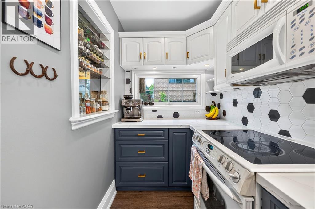 138 CAMERON Avenue S - 15