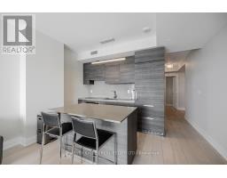 1001 - 200 Bloor Street W, Toronto, ON M5S1T8 Photo 8