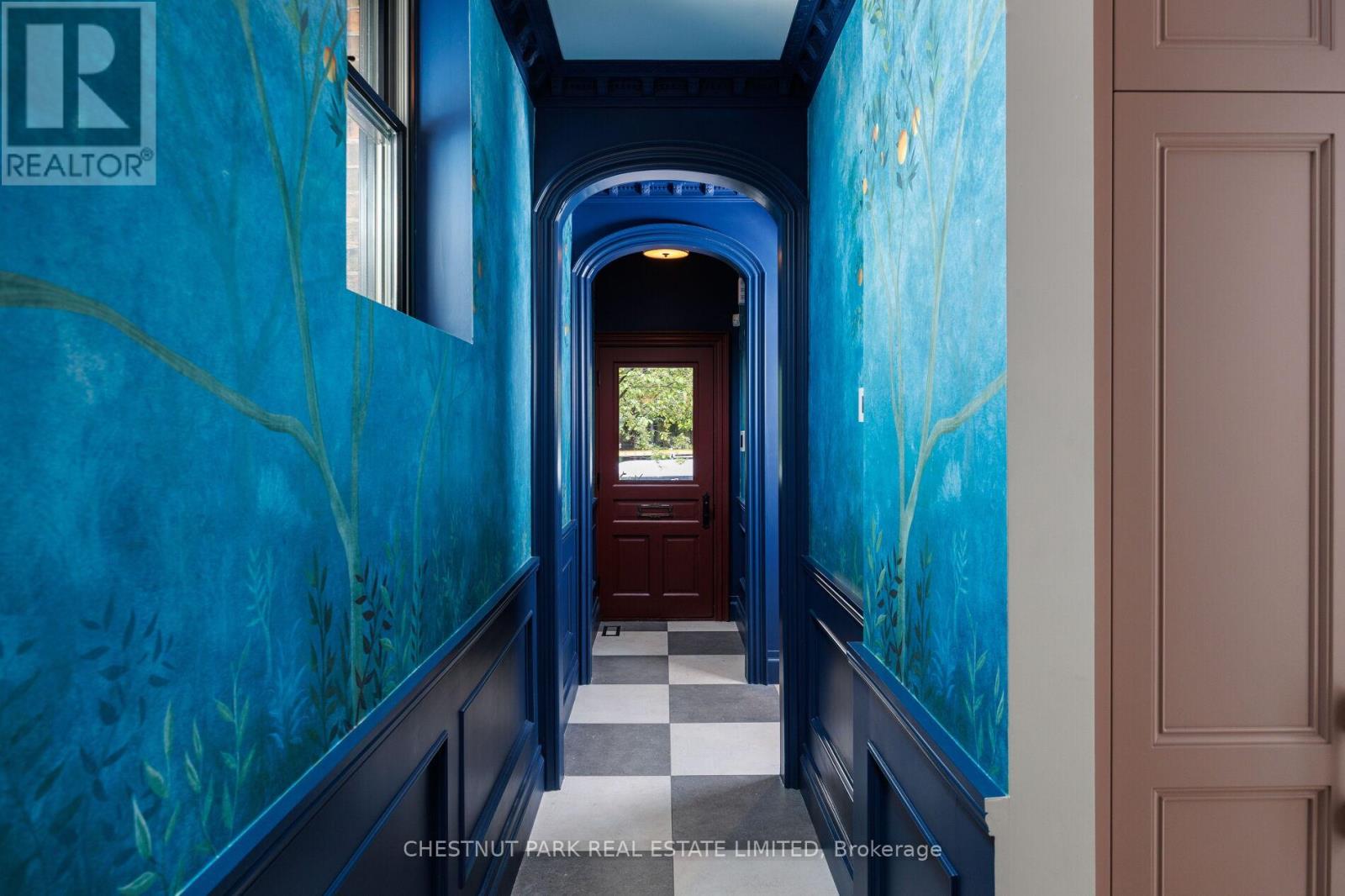 497 Brunswick Avenue, Toronto, ON photo 8