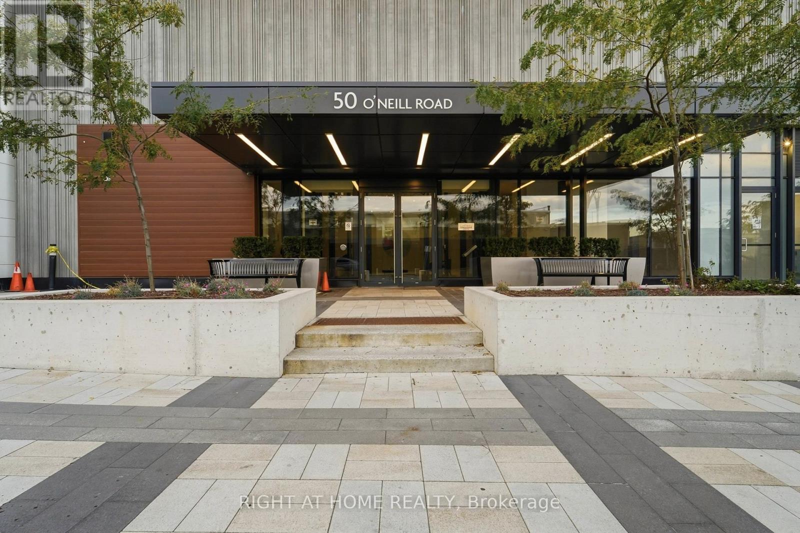 719- 50 O'Neill Road, Toronto, ON photo 2