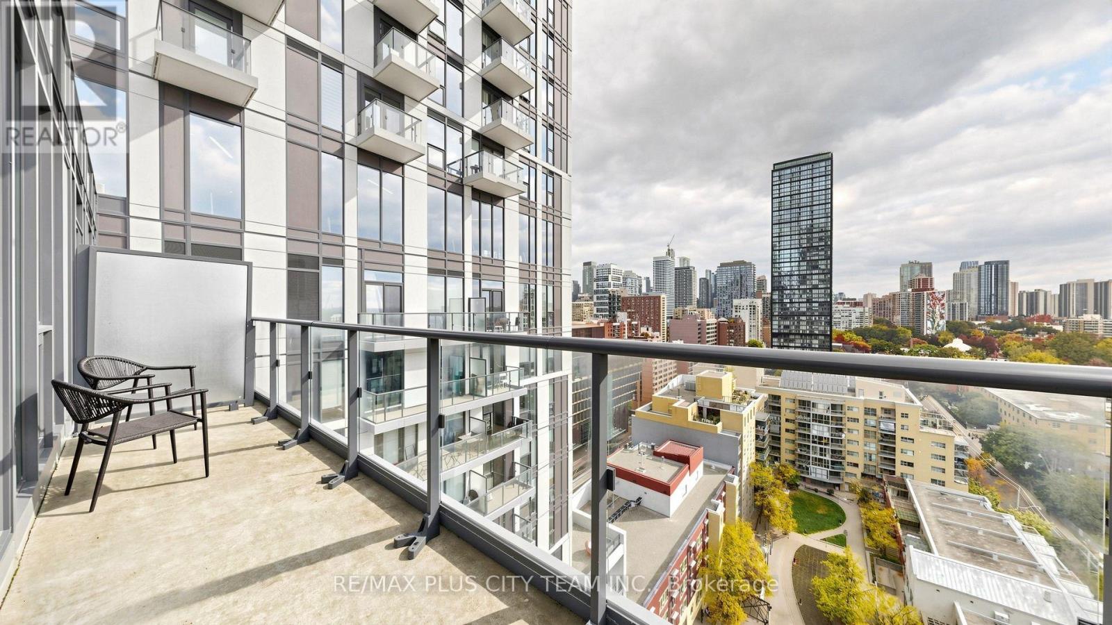 1903- 251 Jarvis Street, Toronto, ON photo 19