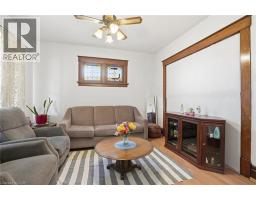 Bedroom - 5128 Willmott Street, Niagara Falls, ON L2E2A3 Photo 7