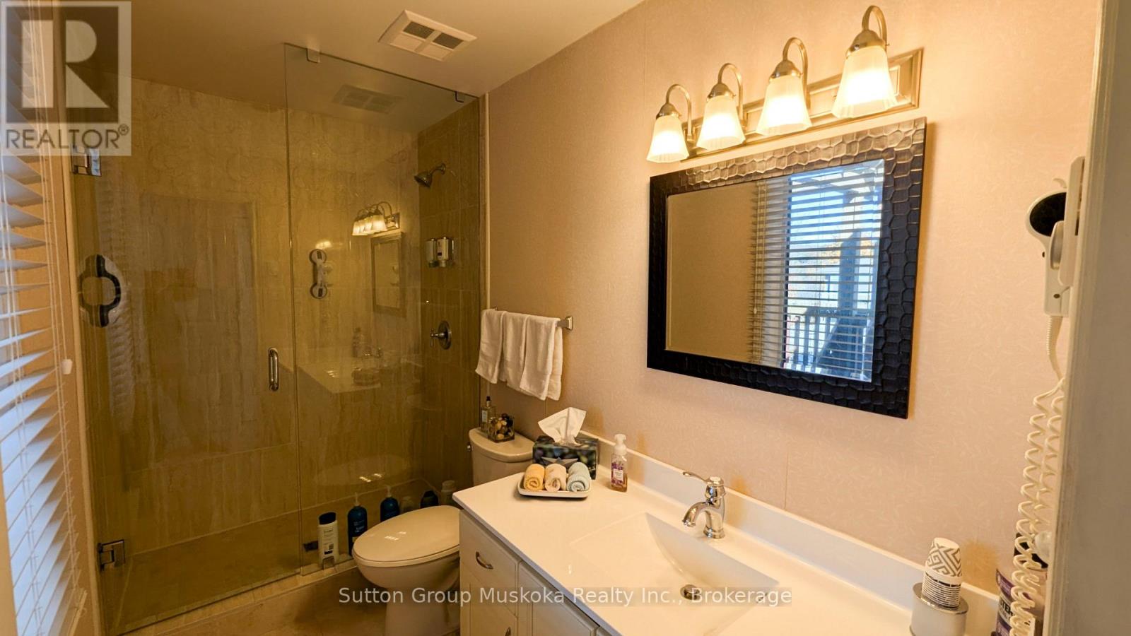 #302 19 OAKRIDGE DEERHURST DRIVE - 12