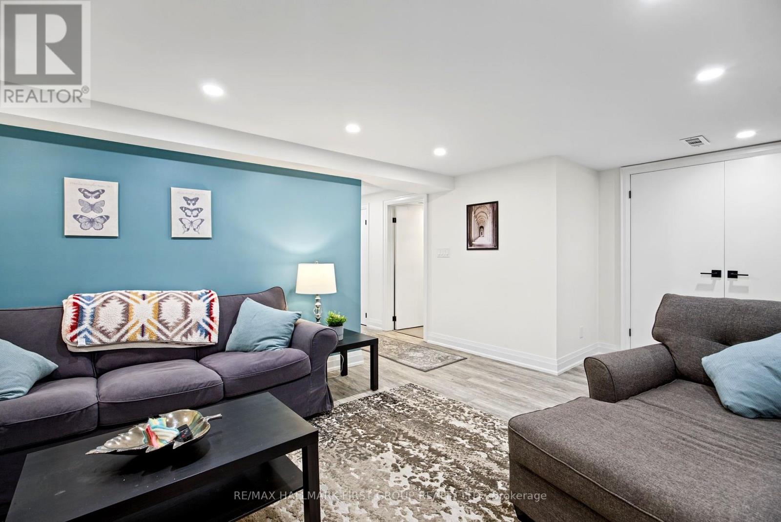 1224 Pharmacy Avenue, Toronto, ON photo 31