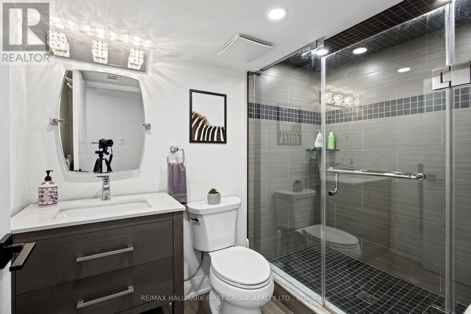 1224 Pharmacy Avenue, Toronto, ON photo 38