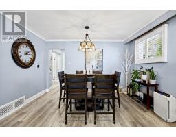 Living room - 1224 Pharmacy Avenue, Toronto, ON M1R2H9 Photo 10