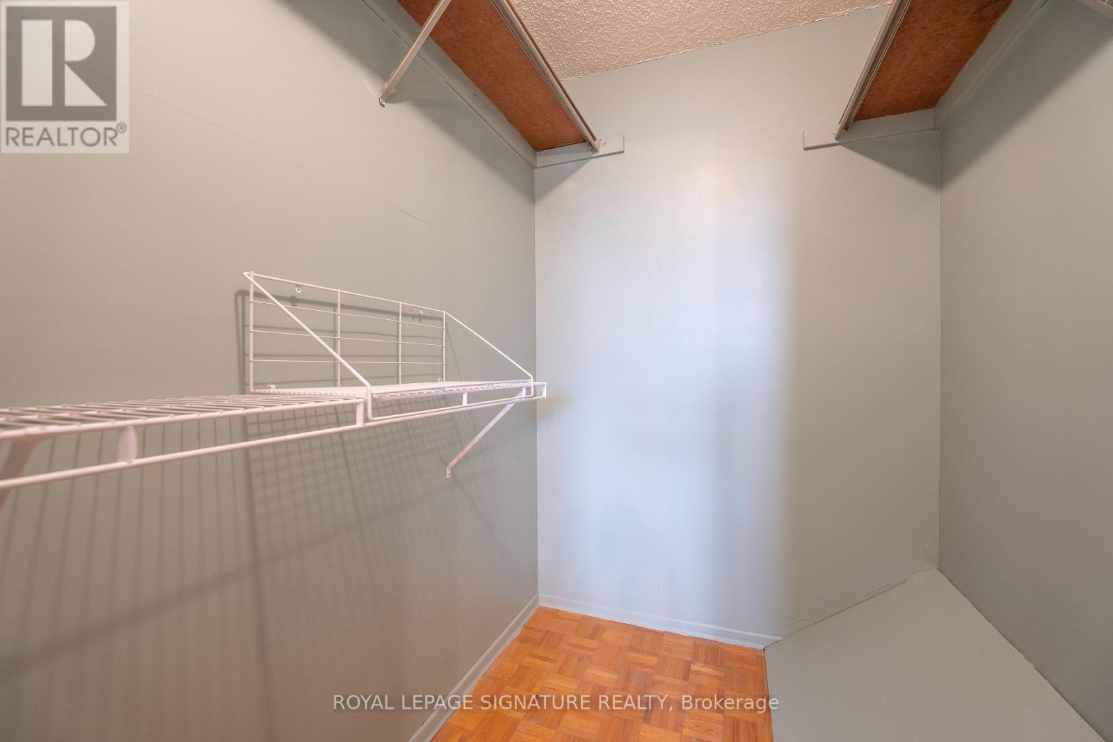 211- 1071 Woodbine Avenue, Toronto, ON photo 22