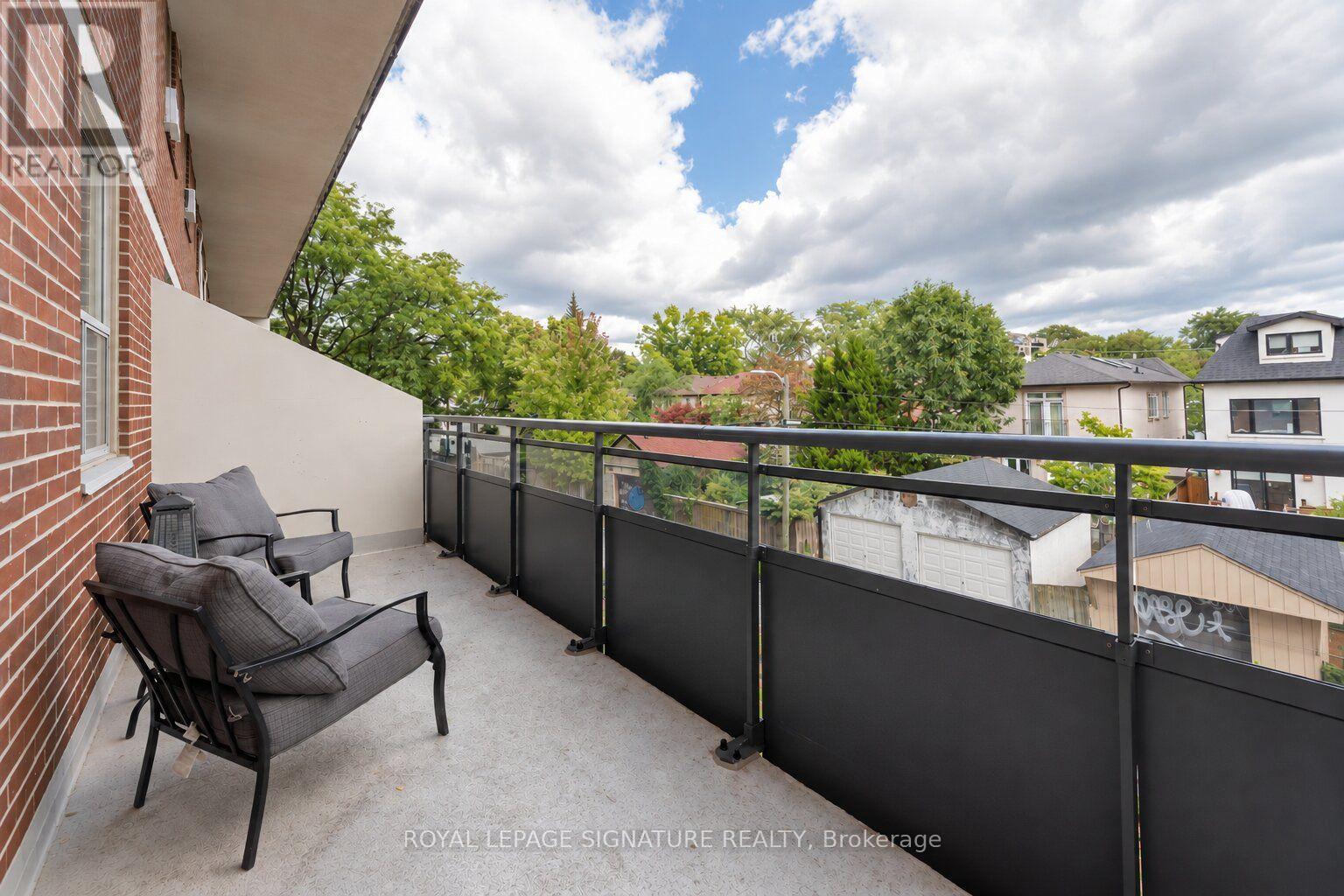 211- 1071 Woodbine Avenue, Toronto, ON photo 23