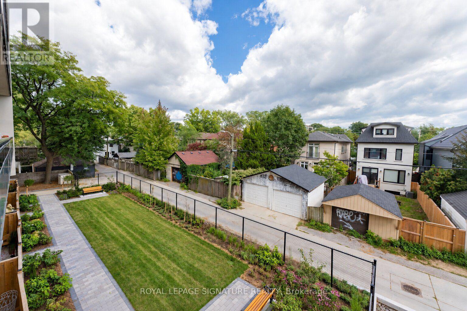 211- 1071 Woodbine Avenue, Toronto, ON photo 24