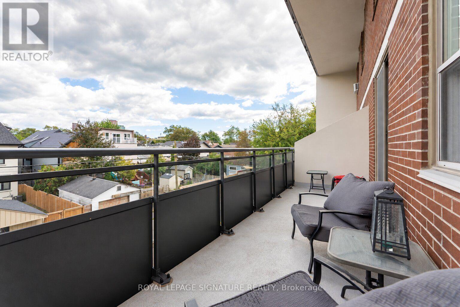 211- 1071 Woodbine Avenue, Toronto, ON photo 25