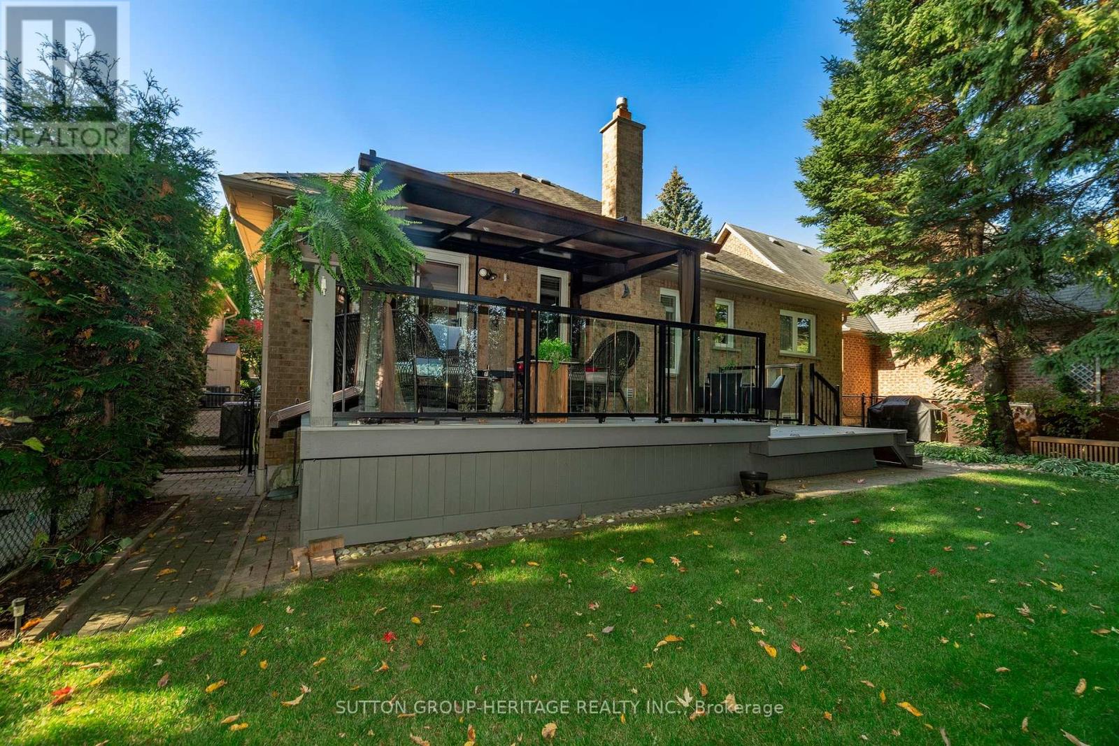 2526 Linwood Street, Pickering, ON photo 36