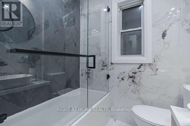 157 Woodycrest Avenue North, Toronto, ON photo 10
