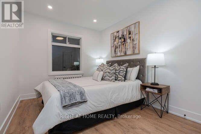 157 Woodycrest Avenue North, Toronto, ON photo 7