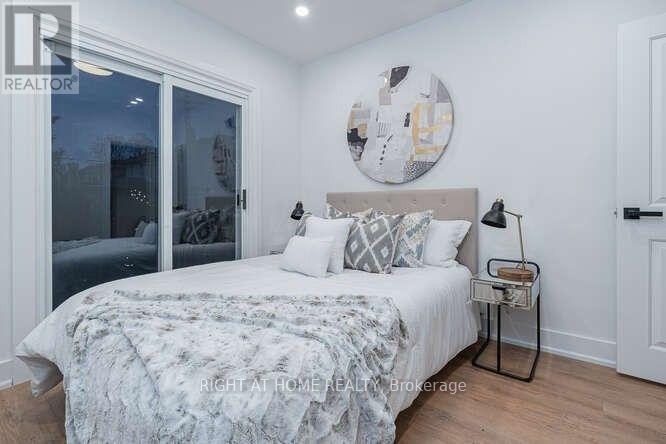 157 Woodycrest Avenue North, Toronto, ON photo 9