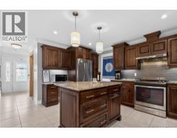Kitchen to entrance
