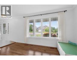 Home office-big window